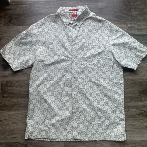 Men's Levi's Paisley Patterned Casual Button Down Collared Shirt - Picture 2 of 9